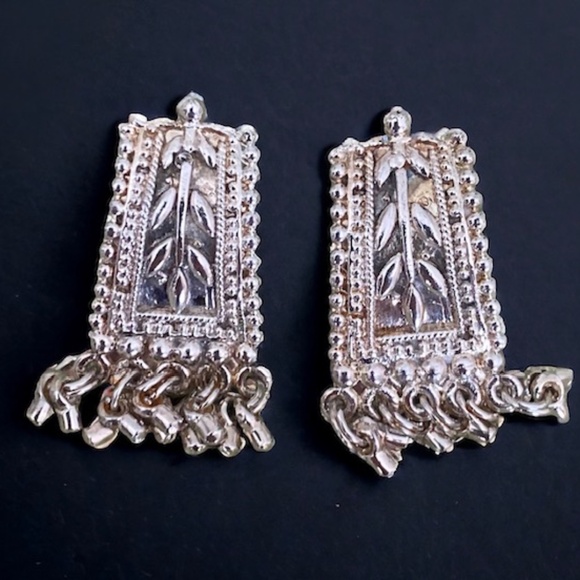 Women Oxidized Silver Color Indian Style Earrings - Picture 1 of 5